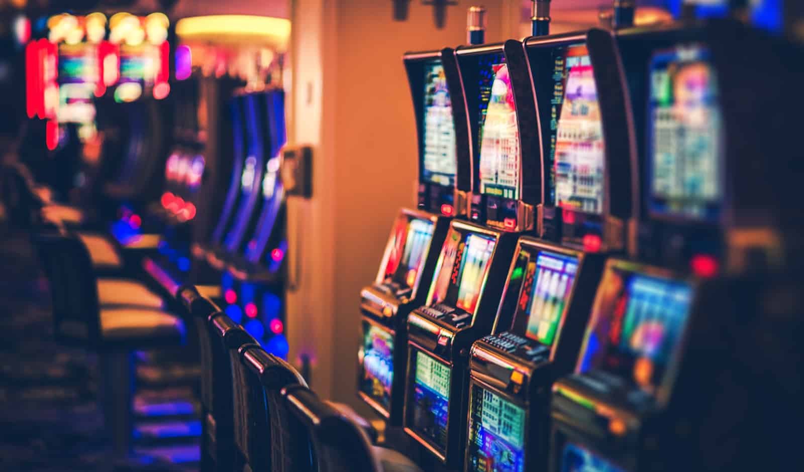 What are the Advantages of Playing Free Slots Online?